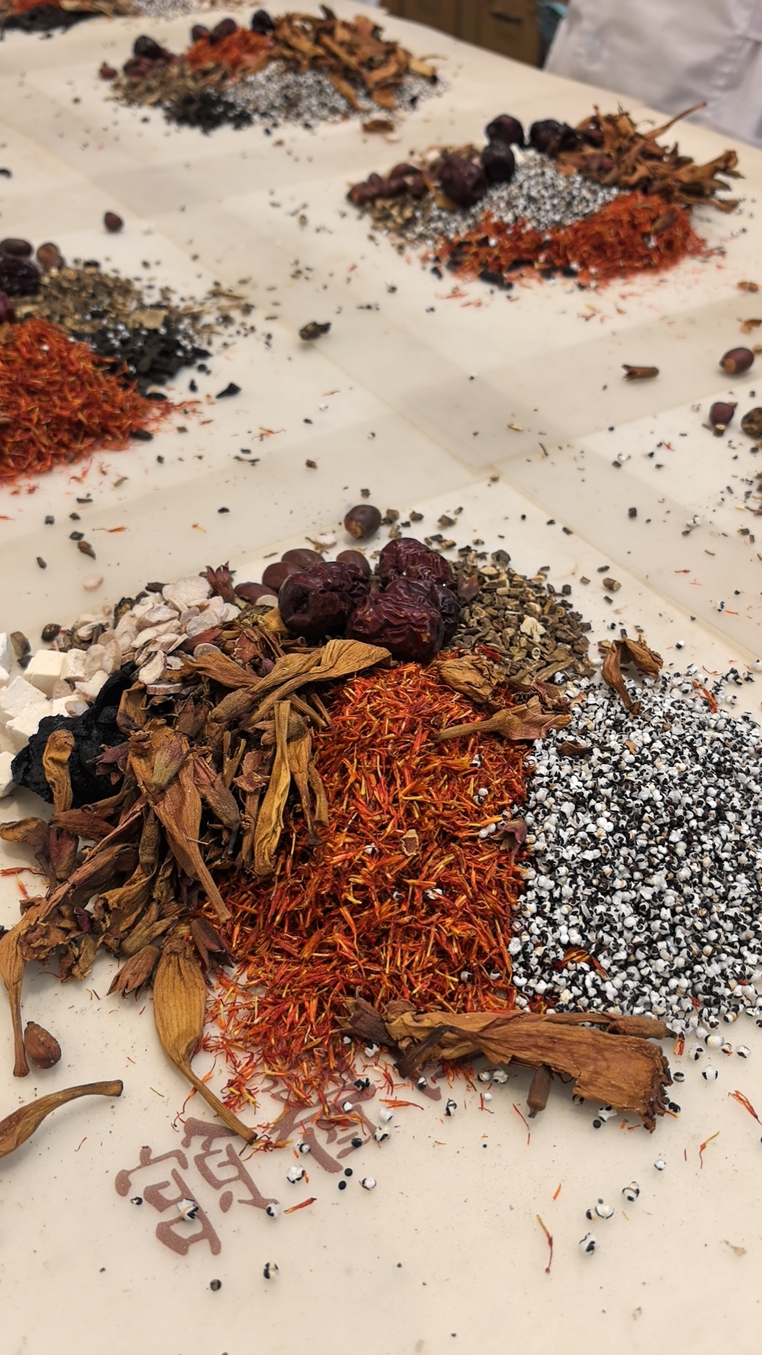 月经失调的原因及症状是什么?新加坡贡方堂TCM中医丘保润教你吃什么能调理好! 月经失调的原因及症状是什么?新加坡贡方堂TCM中医丘保润教你吃什么能调理好!